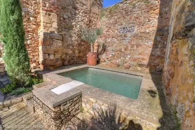 Image de Charming and cosy South of France village stone house