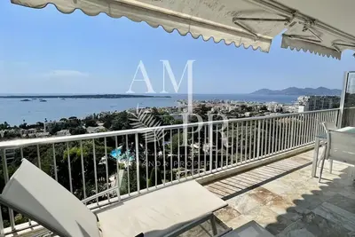 Image de Appartement de Prestige - Vue mer Panoramique - 6 minutes en voiture du centre