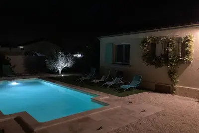 Image de Au nid de la Sorgue villa 6 personnes 3ch piscine chauffée