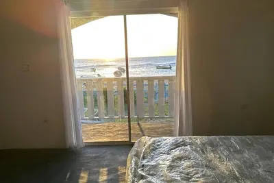 Bri's On The Beach