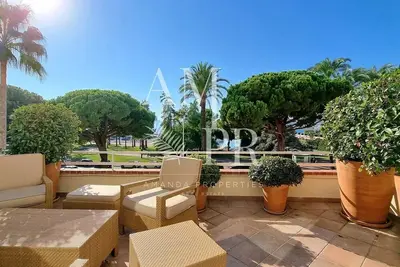 Image de Appartement Croisette Croisette - à pieds des Plages et du Palais des Festivals