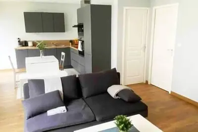 Image de Hypercentre maison duplex avec jardin & parking privé
