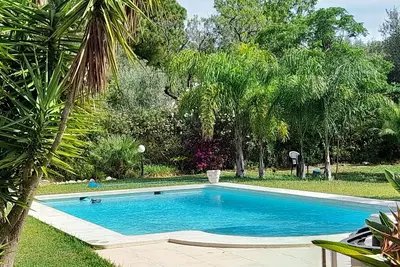 Image de Villa Serenidad Denia, belle piscine, calme, végétation luxuriante, plages 2kms.
