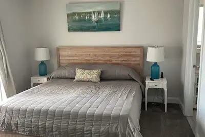 Image de Condo in Wildwood Crest with ocean and pool view! Only one block from the beach.