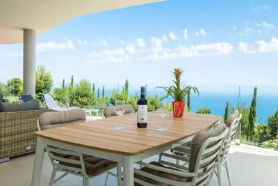 Image de Stunning sea Views Apartment