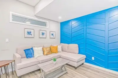 Image de PrivateYard~Bbq ~Patio ~2MasterBedrooms ~2EnsuiteBath~Washer/Dryer/Dishwasher