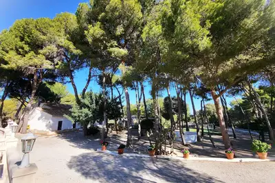 Image de Suchen Sie Ruhe und Privatsphäre Während dem Urlaub? Diese Villa ist die Antwort