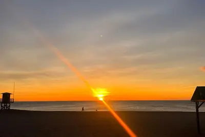 Image de Maravilloso Apartamento A 1 Minuto A Pie De La Playa De Los Alamos-torremolinos