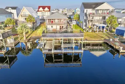 Image de Water Front 3b/3b Short Walk to the Beach