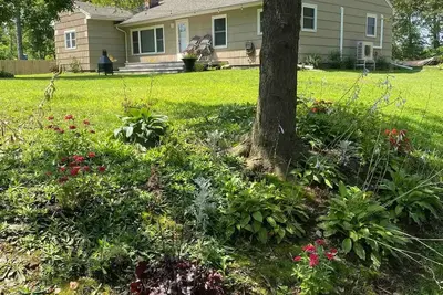 Image de Private/Secluded 4 Bdrm with HotTub & Steam Shower