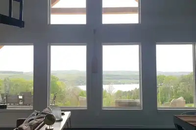 Image de The Cabin At Keuka Lake-Great Views overlooking the Lake!