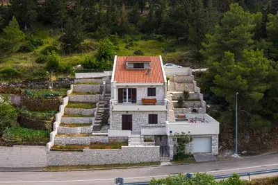 Image de White Stone House - Four bedroom Holiday Home with Terrace
