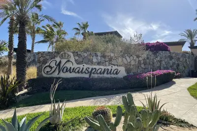 Image de Beautiful Mexican villa at Cabo San Lucas for large group getaway. Sleeps 12.