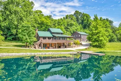 Image de 22-Guest Retreat | Spa, Theater, Nature, Games