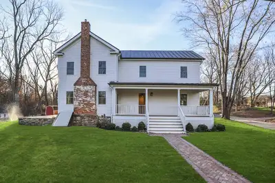 Image de Historic Farmhouse, Fully Renovated in Fall 2023
