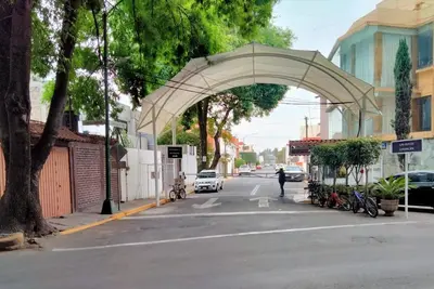Image de Excelente Casa en Zona Privada, Seguridad, Cerca del Club America y Centros Come