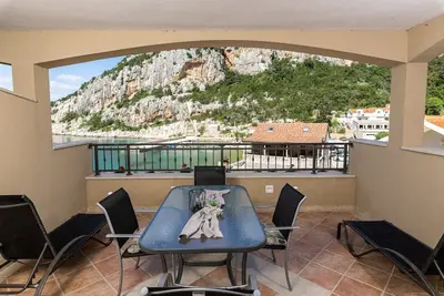 Image de Appartements Serzane (98861-A5) - Zastrazisce - île de Hvar