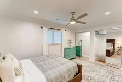 Image de 2br - 1 Bath Ground Floor Feb- May 2024 Sublease. 1 Min from Mopac Hwy