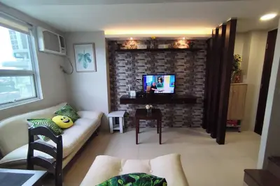 Image de Spacious 2 Bedroom Loft Unit near the Mall