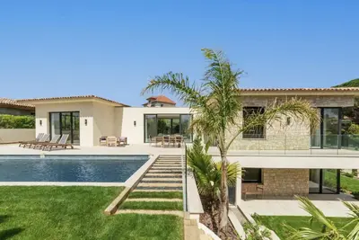 Image de Magnifique Villa 12 personnes Sainte-Maxime proche de la plage