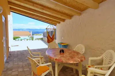 Image de One-bedroom Apartment with Balcony and Sea View
