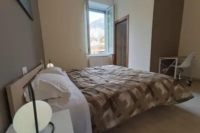Image de Charming apartment 3 bedrooms, 5 minutes walk from lake and train station