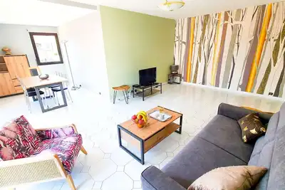 Image de Regard sur les remparts - Terrasse & Parking