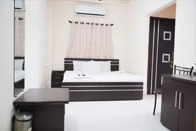 Image de Deluxe Room - Near Chowki Dhani, Indore\n\n