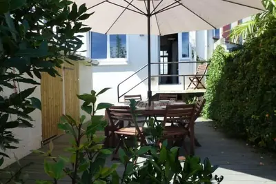 Image de Maison à Tréboul avec jardin