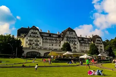 Image de Apartamento Encantador no Palácio Quitandinha
