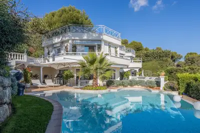 Image de Villa Albertine - Six Chambres Villa, Couchages 12