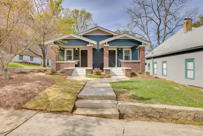 Image de Family-Friendly Bungalow: 1 Block to Avondale!