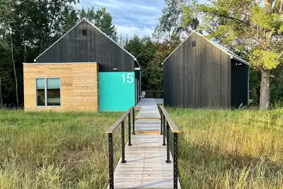 Image de Koti 15 (Three Bedroom) Traverse City's Scandinavian Cabins