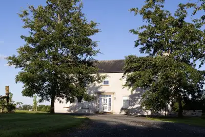 Gorgeous Kildare Country House just 30 minutes to Dublin City and Airport\n
