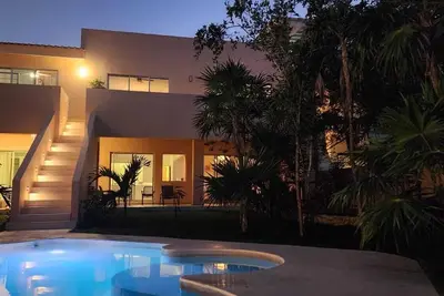 Image de Brand New Lux Villa Private Cenote Beach Access Puerto Aventuras Riviera Maya