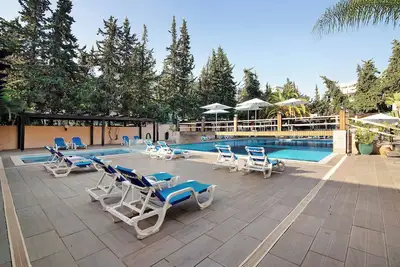 Image de Appartement 'Apartamento Ivone' avec piscine partagée, Wi-Fi et climatisation