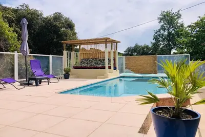 Image de Appartement 'Studio Romance' avec vue sur les montagnes, piscine partagée et Wi-Fi