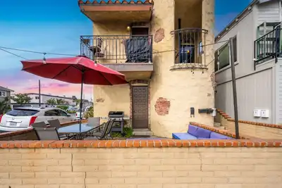 Image de Charming 1-Bedroom Home on 29th Street