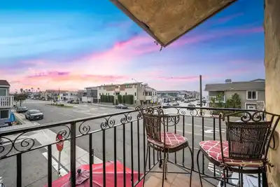 Image de Spanish Castle By The Sea in Newport Beach