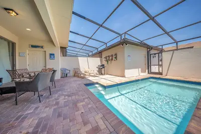 Image de 2027 - Serenity Bliss at Windsor Westside: 5-Bed Oasis of Tranquility and Elegance