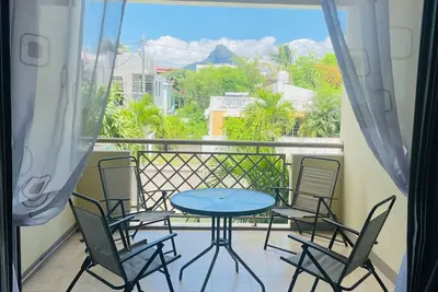 Image de 3 Bedroom Apt 3 mins to the beach