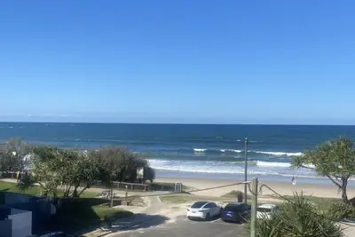 Image de Dulkara Unit 15 - A top floor unit located right on Kings Beach with no roads to cross to the sand