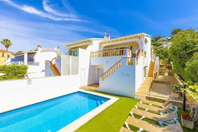Image de Villa Ocean Breeze - Steps away from the Beach