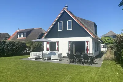 Image de Holiday home Buitenplaats 48 in Callantsoog. Suitable for 8 people with 3 bedrooms.