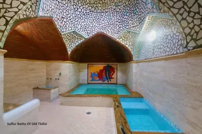 Image de Serene sanctuary in Old Tbilisi\n
