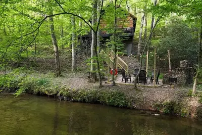 Image de Copper Cabin - Blue Ridge, creek, pets, fire pit