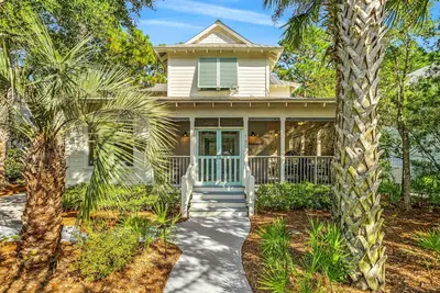 Image de Seagrove Beach 4-Br Luxury Home with Pool Access