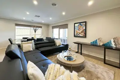 Luxury & Comfortable House at Torquay