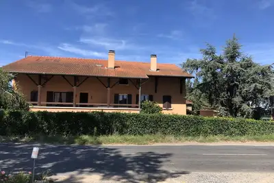 Image de Les Granges Beaujolaises de 2 à10 personnes.
