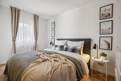 Image de Comfort Apartment-up to 4 pers-Neunkirchen City-Parking lot-Garage-WiFi-Bathroom-Balcony
